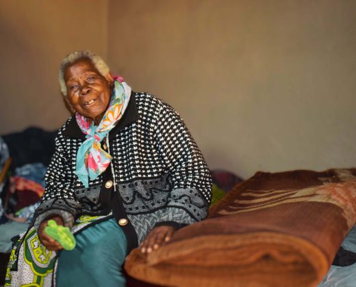 blankets for the seniors by tekelbei foundation